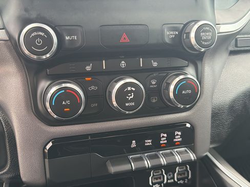 Used 2022 RAM 1500 Big Horn AWD/4WD image 21