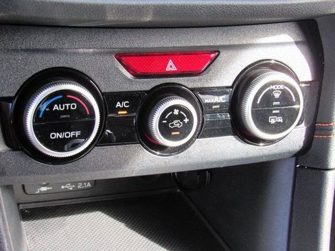 Used 2022 Subaru Crosstrek 2.5i Limited w/ Moonroof Package 1 image 19