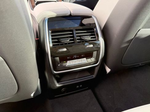 Used 2026 BMW X5 sDrive40i image 21