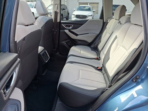 Used 2020 Subaru Forester Premium image 10