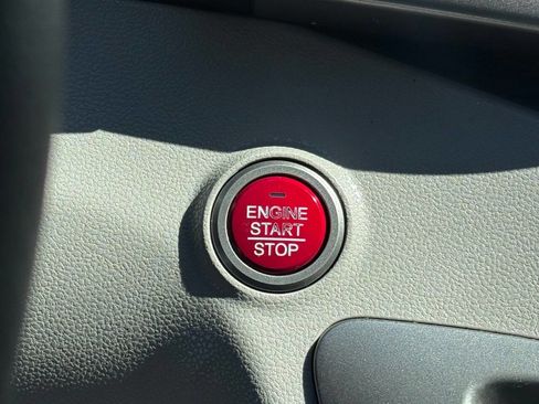 Used 2015 Honda Odyssey Touring image 14