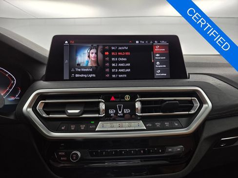 Used 2024 BMW X3 sDrive30i w/ M Sport Package RWD image 31