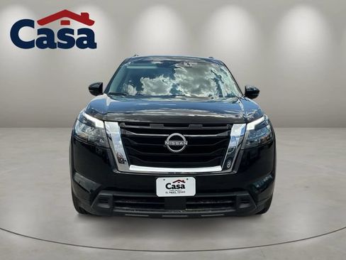 Used 2025 Nissan Pathfinder SV AWD/4WD image 2
