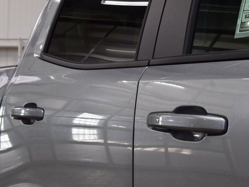 New 2026 Chevrolet Colorado ZR2 w/ Technology Package image 22