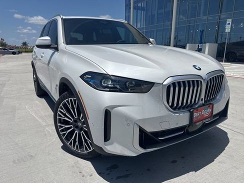 New 2026 BMW X5 sDrive40i w/ Premium Package RWD image 1