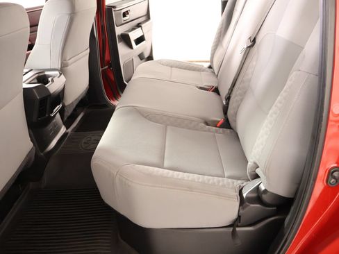 Used 2022 Toyota Tundra SR5 RWD image 11