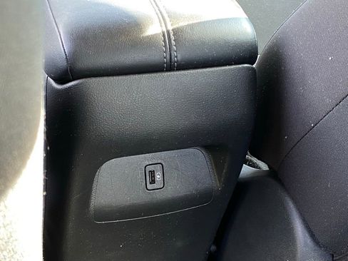 Used 2024 Nissan Sentra SV image 26