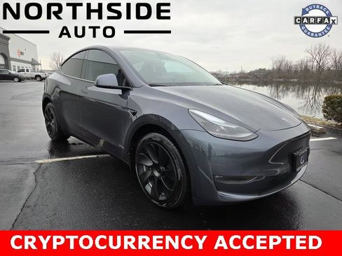 Used 2023 Tesla Model Y Long Range image 1
