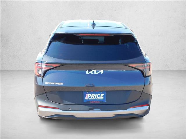 Used 2026 Kia Sportage LX FWD image 11
