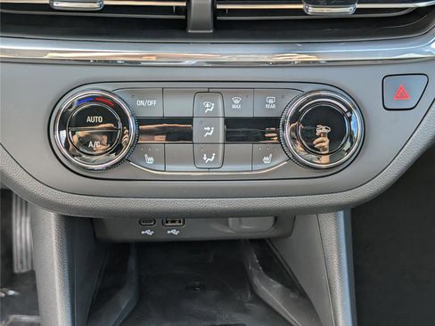 New 2026 Buick Envista Preferred image 24