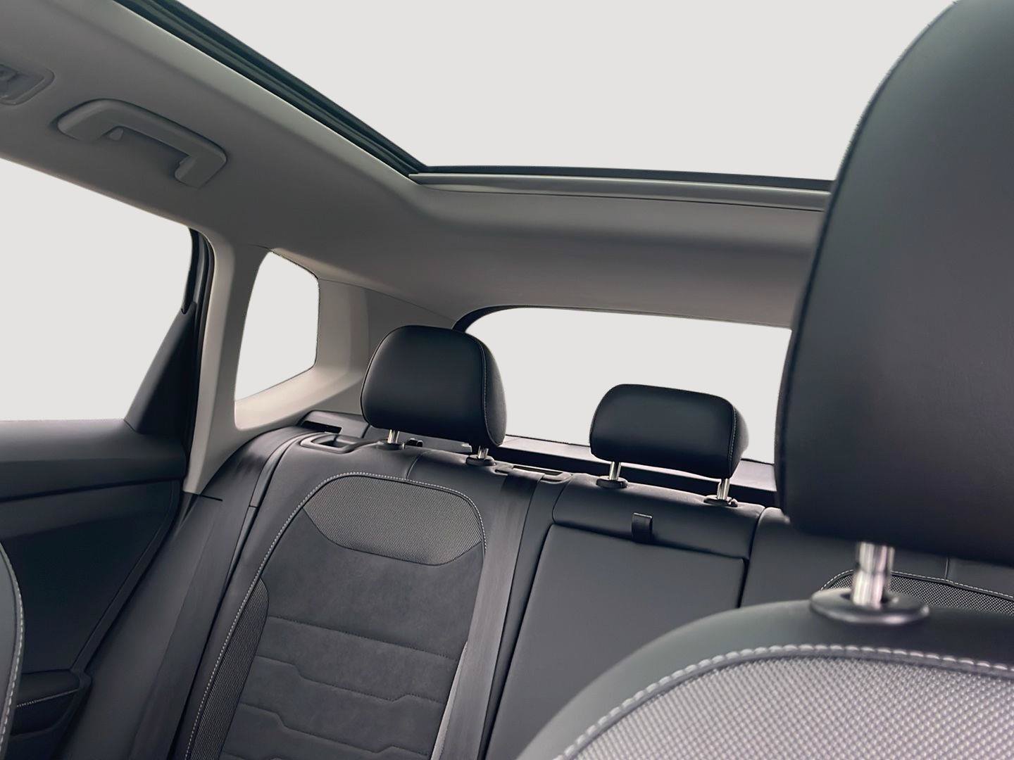 New 2026 Volkswagen Taos SE AWD/4WD image 36