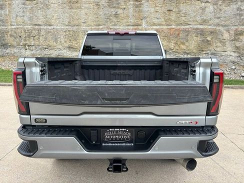 Used 2024 GMC Sierra 3500 AT4 w/ Technology Package image 40