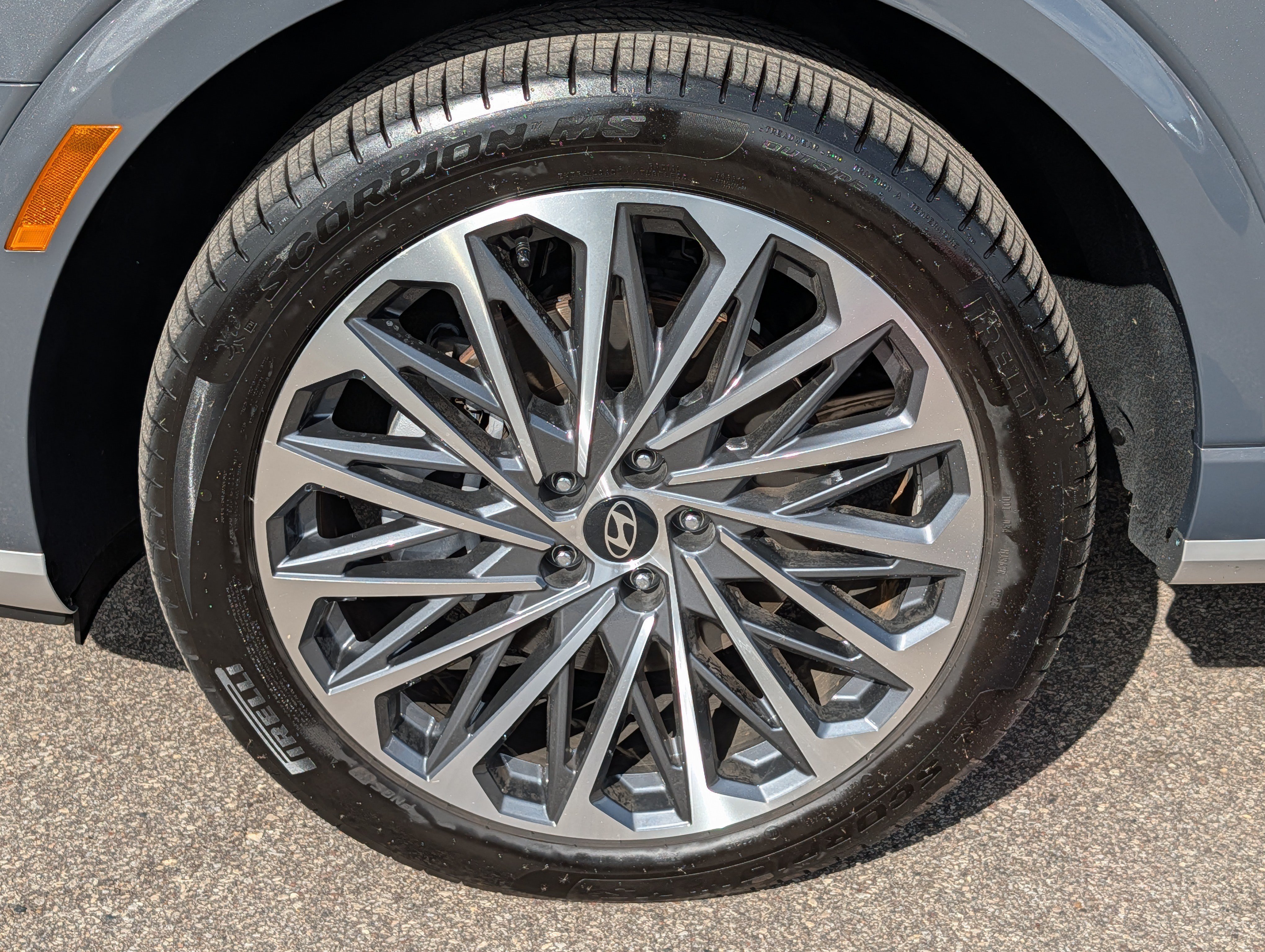 Certified 2026 Hyundai Palisade Calligraphy AWD/4WD image 15