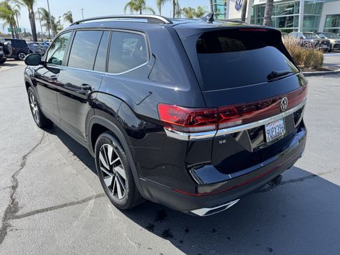 Used 2026 Volkswagen Atlas SE FWD image 7