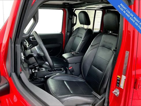 Used 2021 Jeep Wrangler Unlimited Sahara w/ Cold Weather Group image 34