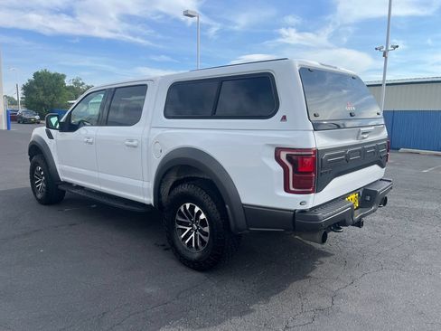 Used 2020 Ford F150 Raptor w/ Equipment Group 802A Luxury AWD/4WD image 3