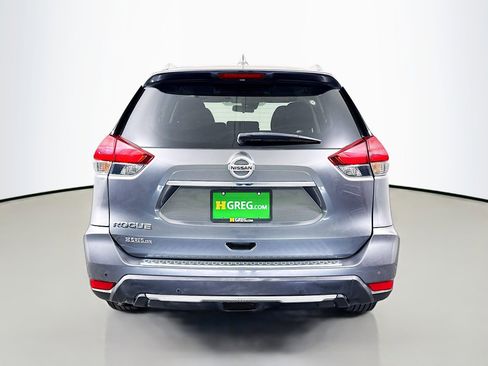 Used 2020 Nissan Rogue SV image 8