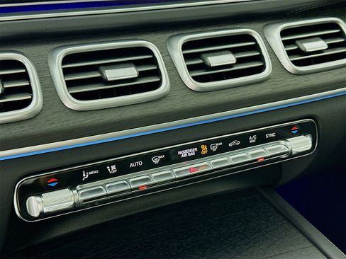 New 2026 Mercedes-Benz GLE 580 GLE 580 image 17
