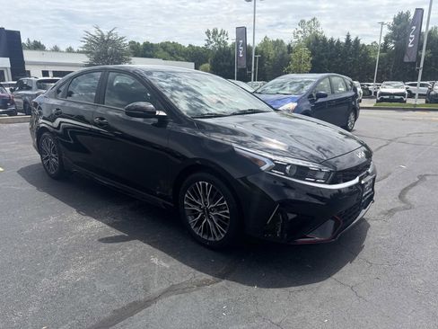Used 2023 Kia Forte GT-Line FWD image 10