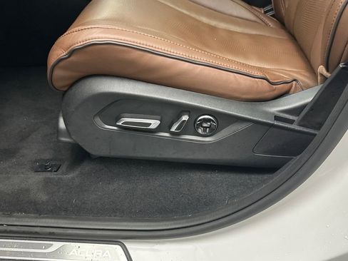 Used 2023 Acura MDX SH-AWD w/ Advance Package image 19