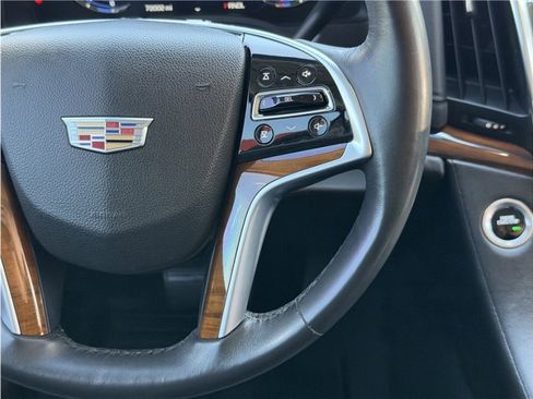 Used 2017 Cadillac Escalade Premium Luxury AWD/4WD image 39