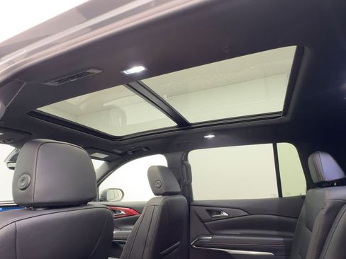 New 2026 Chevrolet Traverse Z71 w/ Driver Confidence Package image 14