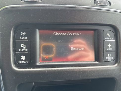 Used 2018 Dodge Journey SE w/ Connectivity Group FWD image 21