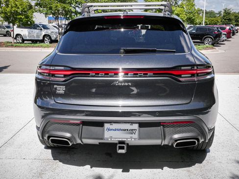 Used 2025 Porsche Macan AWD/4WD image 9
