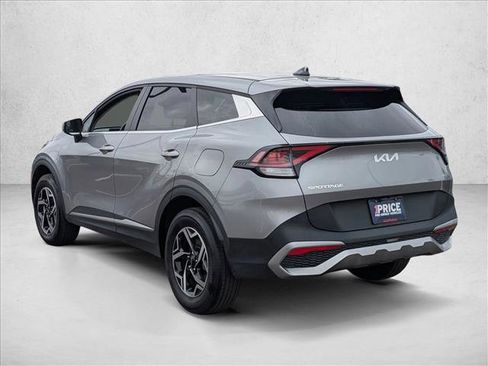 Used 2024 Kia Sportage LX image 7