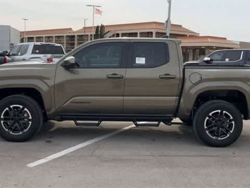 New 2026 Toyota Tacoma TRD Sport image 5