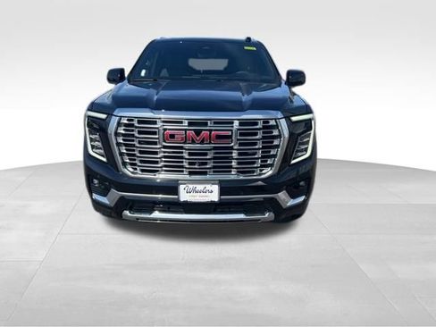 Used 2026 GMC Yukon XL Denali w/ Denali Reserve Package AWD/4WD image 2