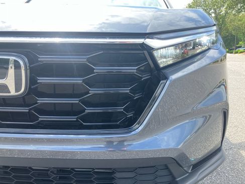 Certified 2025 Honda CR-V EX image 30