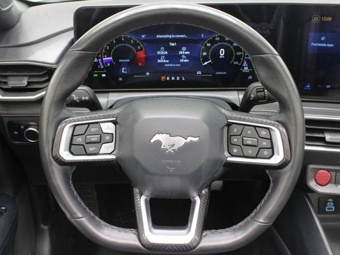Used 2025 Ford Mustang Premium RWD image 59