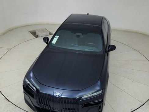 Used 2023 BMW i7 xDrive60 image 83