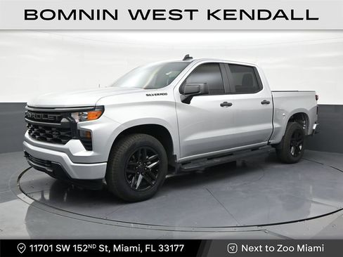 Used 2022 Chevrolet Silverado 1500 Custom RWD image 1