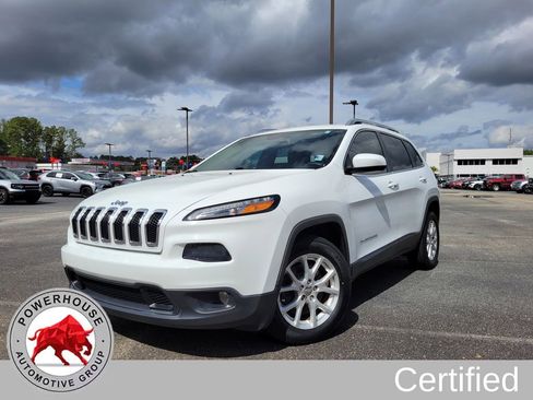 Used 2018 Jeep Cherokee Latitude image 1