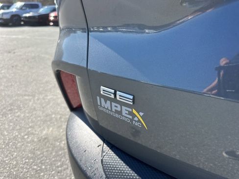 Used 2022 Ford Escape SE w/ SE Sport Appearance Package image 31