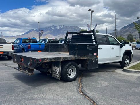 Used 2021 GMC Sierra 3500 4x4 Crew Cab w/ Convenience Package image 8