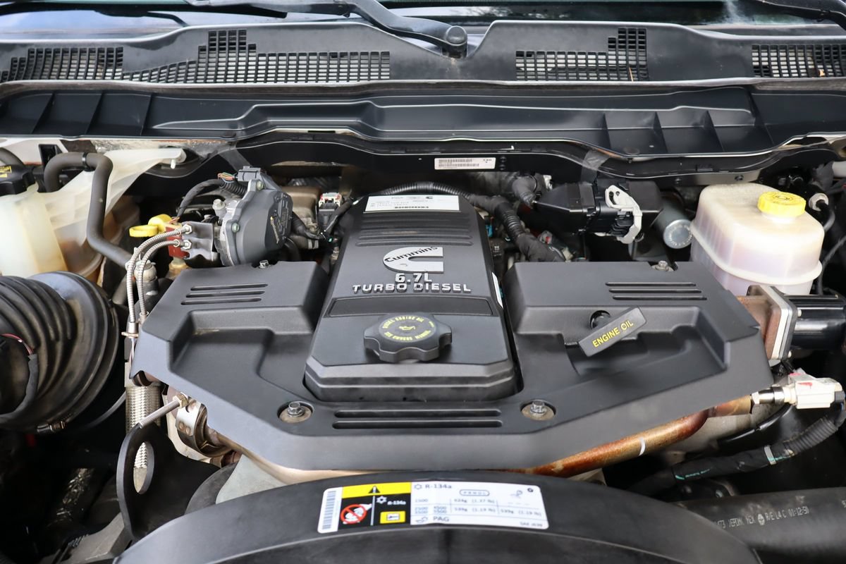 Used 2018 RAM 2500 Tradesman w/ Chrome Appearance Group AWD/4WD image 38