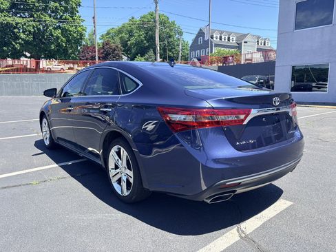 Used 2017 Toyota Avalon Limited w/ Carpet Mat Package FWD image 7