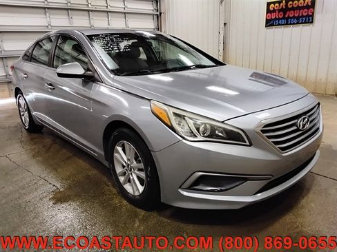 Used 2016 Hyundai Sonata SE FWD image 1