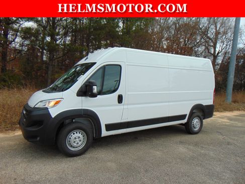 New 2026 RAM ProMaster 2500 w/ Convenience Group image 5