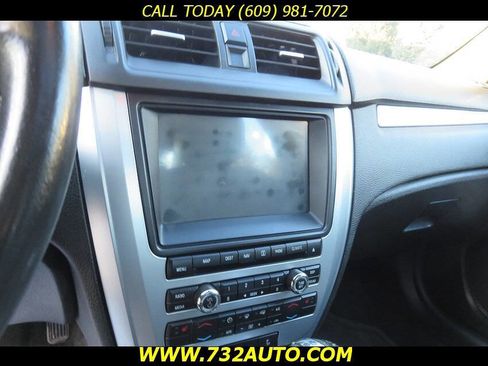 Used 2012 Ford Fusion SEL image 11