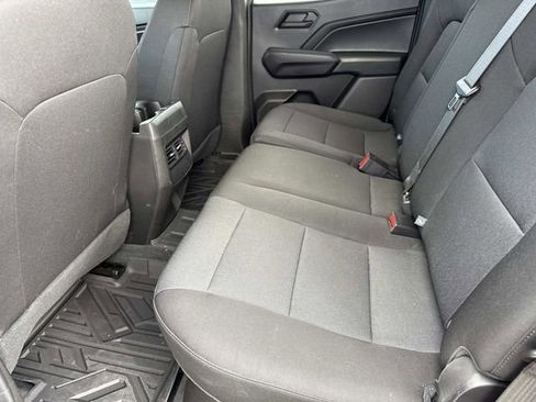 Used 2023 Chevrolet Colorado Trail Boss w/ Technology Package image 10