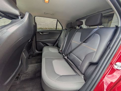 Used 2025 Kia Niro LX FWD image 27