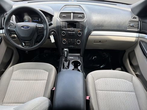 Used 2018 Ford Explorer 4WD image 12