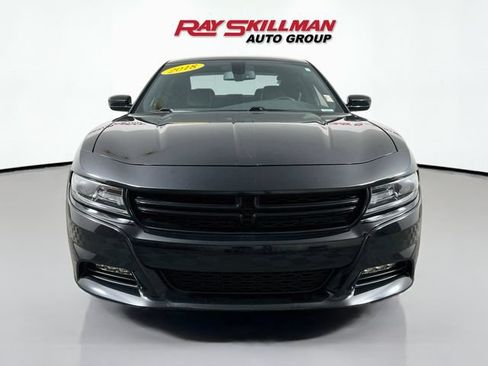 Used 2018 Dodge Charger GT AWD/4WD image 2
