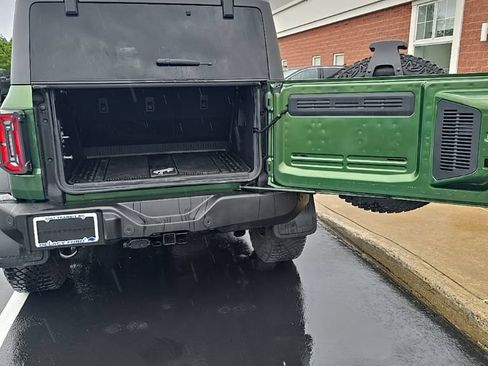 Used 2022 Ford Bronco Outer Banks w/ Sasquatch Package AWD/4WD image 35