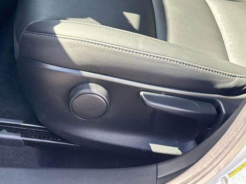 Used 2023 Honda Accord EX image 24