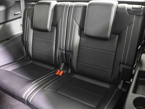 Used 2023 Volkswagen Atlas SEL AWD/4WD image 39